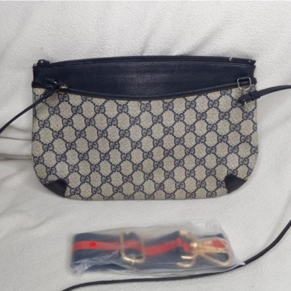 Authentic Vintage Gucci GG Monogram Supreme Sherry Web Ophidia Clutch Crossbody - Picture 4 of 11
